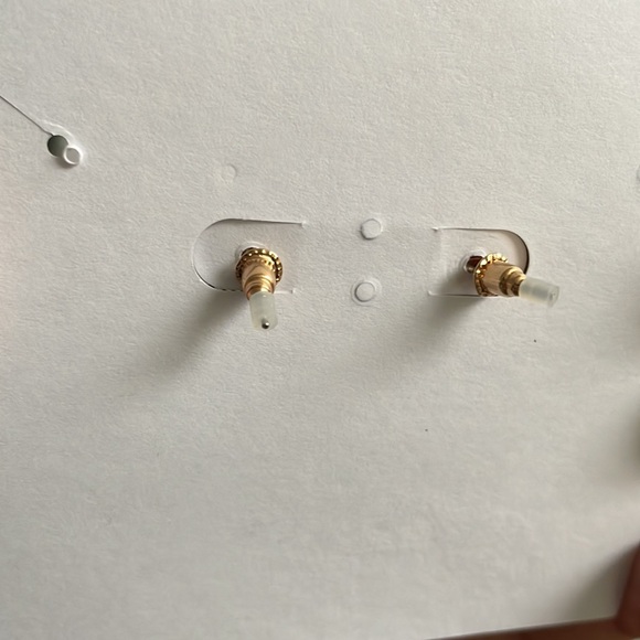 NWOT-Asos Faux Pearl Floral Earrings - Picture 8 of 9